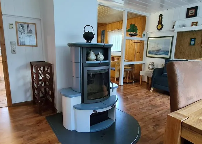 度假居 Fischlandhus 奥茨塞巴德·迪尔哈根